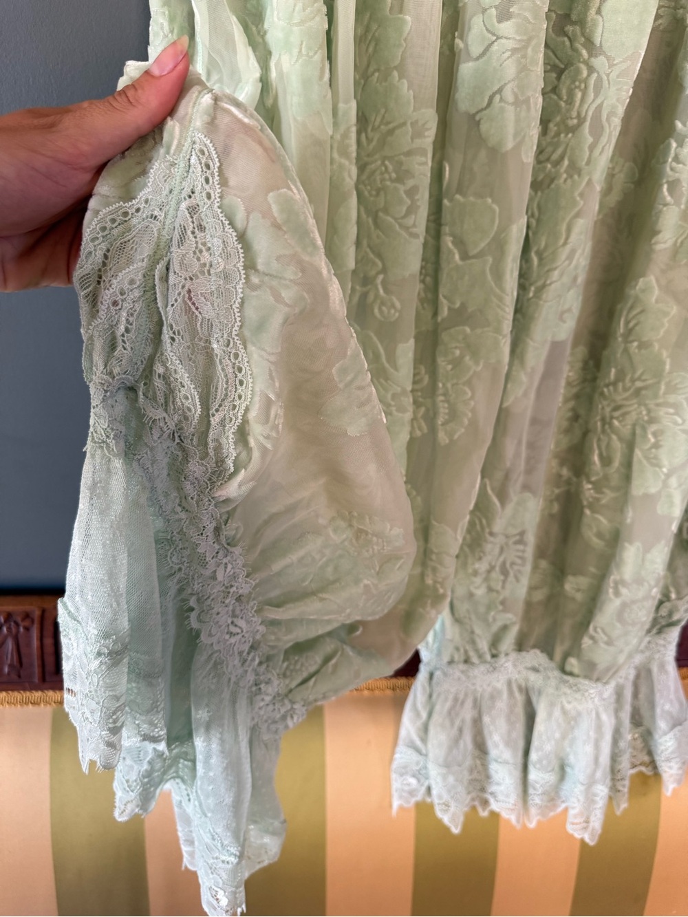 FREE PEOPLE FOREVER YOUNG VELVET FLORAL LACE VICTORIAN BLOOMER PANTS sz small - Picture 10 of 13